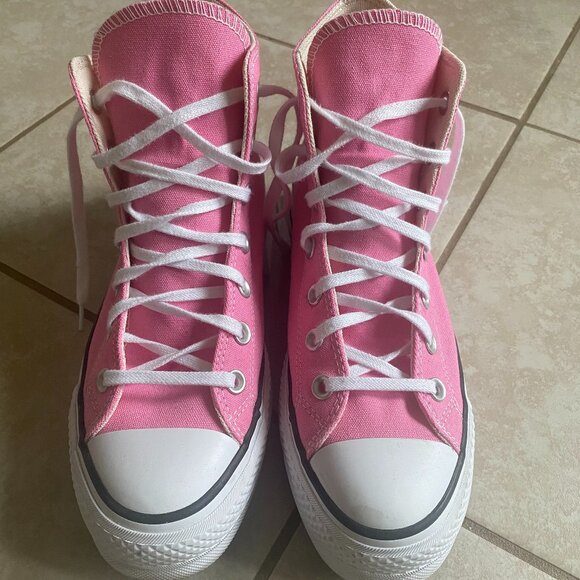 Converse Women's Pink Platform - Picture 8 of 9